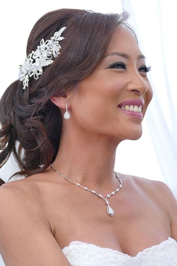 Bridal Hair Stylist Phuket Thailand by Wow Make Up in Phuket - 032 Bridal Hair Stylist Phuket Thailand by Wow Make Up in Phuket - 032