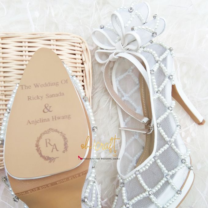 Engraving by Arlenne Shoes