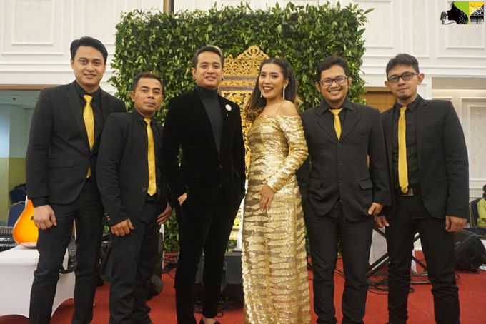 THE WEDDING OF WIDYA & FADHLY by IKK Wedding Planner - 003 THE WEDDING OF WIDYA & FADHLY by IKK Wedding Planner - 003