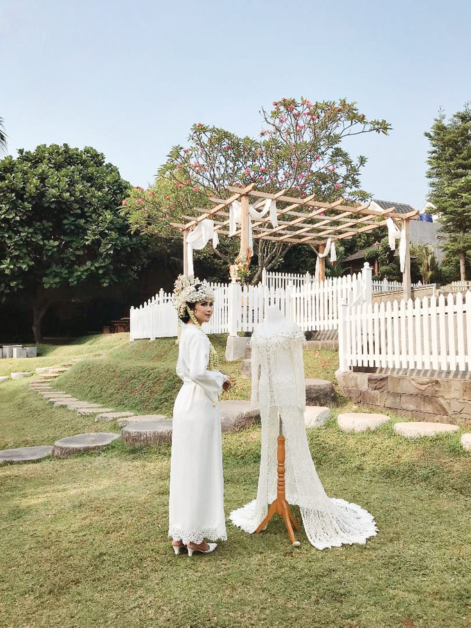 Novita & Reza Intimate Wedding by Kameela Wedding Organizer - 013 Novita & Reza Intimate Wedding by Kameela Wedding Organizer - 013