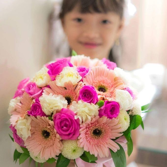 Wedding Hand Bouquets by Liez Florist & Decoration - 023 Wedding Hand Bouquets by Liez Florist & Decoration - 023