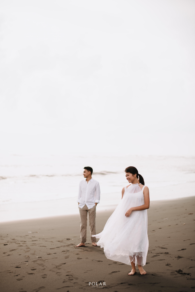 Prewedding of Wulan & Arif by POLAR story on frame - 003