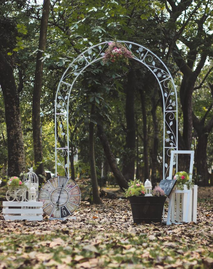 Summer Romance - Shabby Chic Outdoor Event Styling by Eye Candy Manila Event Styling Co. - 020 Summer Romance - Shabby Chic Outdoor Event Styling by Eye Candy Manila Event Styling Co. - 020