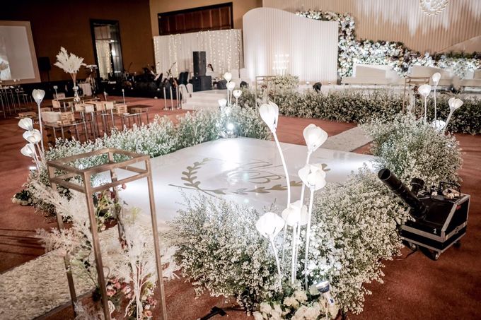 William & Beatrix Wedding Decoration at Aryaduta by Yofi Harlianto - 022 William & Beatrix Wedding Decoration at Aryaduta by Yofi Harlianto - 022