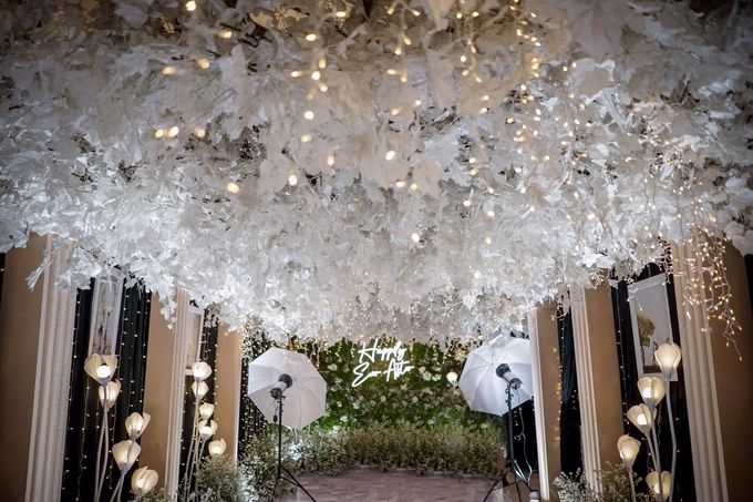 William & Beatrix Wedding Decoration at Aryaduta by Yofi Harlianto - 025 William & Beatrix Wedding Decoration at Aryaduta by Yofi Harlianto - 025