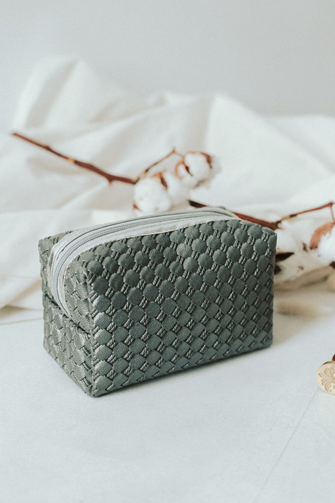 Custom Made Leather Pouches by Pandangan Pertama Gift Boutique - 009 Custom Made Leather Pouches by Pandangan Pertama Gift Boutique - 009