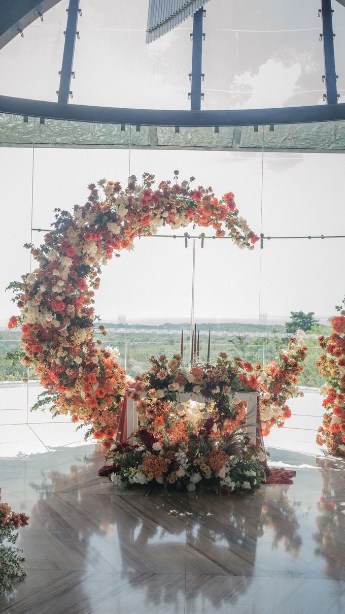 EARTH TONE WEDDING AT RENAISSANCE BALI ULUWATU by Silverdust Decoration - 002