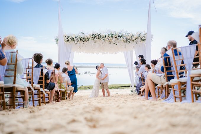 Intimate Beach Wedding by Karma Kandara - 002 Intimate Beach Wedding by Karma Kandara - 002
