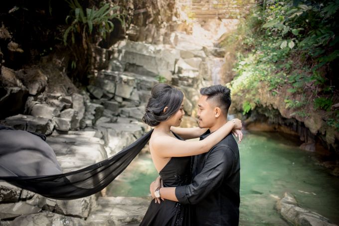 MAHDA & REZA PREWEDDING by Cintami Meidina Fashion Designer - 018 MAHDA & REZA PREWEDDING by Cintami Meidina Fashion Designer - 018
