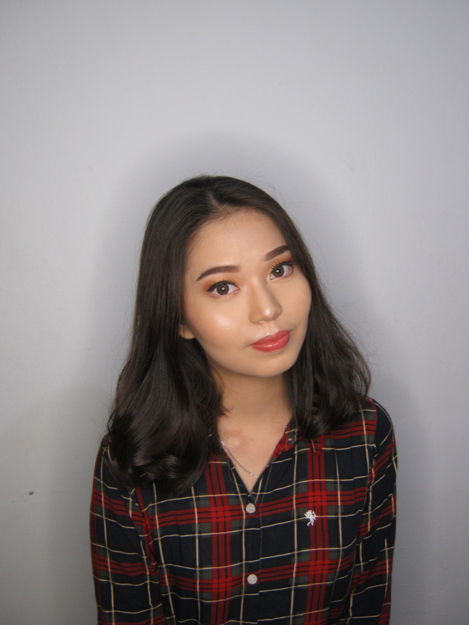 PARTY LOOK by Priscillacintya Makeup Artist - 001