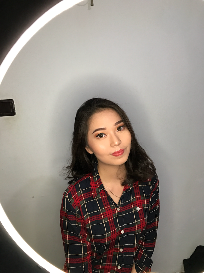 PARTY LOOK by Priscillacintya Makeup Artist - 008