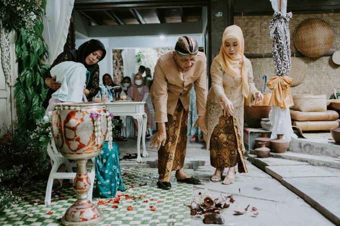 Wedding of Agung & Nia by Overjoyed Wedding Planner & Organizer - 006 Wedding of Agung & Nia by Overjoyed Wedding Planner & Organizer - 006