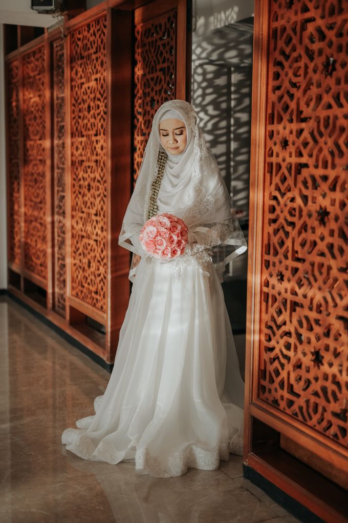 Prosesi Akad Nikah Kebaya Muslimah Tyas & Irsyad BY LAKSMI 0817 0370 7670 by LAKSMI - Kebaya Muslimah & Islamic Bride - 003