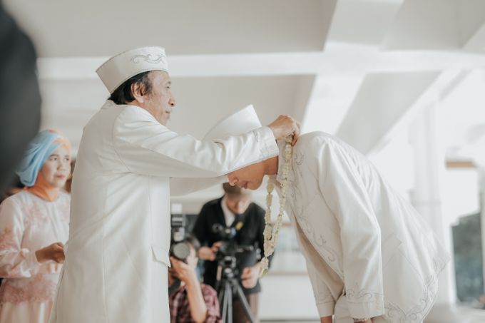 Prosesi Akad Nikah Kebaya Muslimah Tyas & Irsyad BY LAKSMI 0817 0370 7670 by LAKSMI - Kebaya Muslimah & Islamic Bride - 005