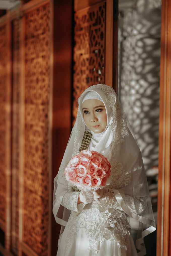 Prosesi Akad Nikah Kebaya Muslimah Tyas & Irsyad BY LAKSMI 0817 0370 7670 by LAKSMI - Kebaya Muslimah & Islamic Bride - 010