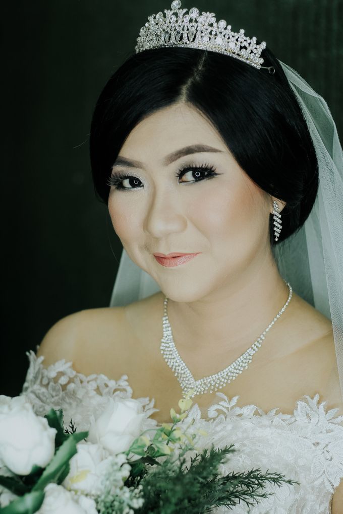 Bride In White For Yenni by Vintageopera Slashwedding - 005 Bride In White For Yenni by Vintageopera Slashwedding - 005