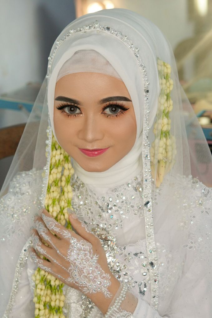 Wedding Kak Putri by Ellvany Makeup - 001 Wedding Kak Putri by Ellvany Makeup - 001