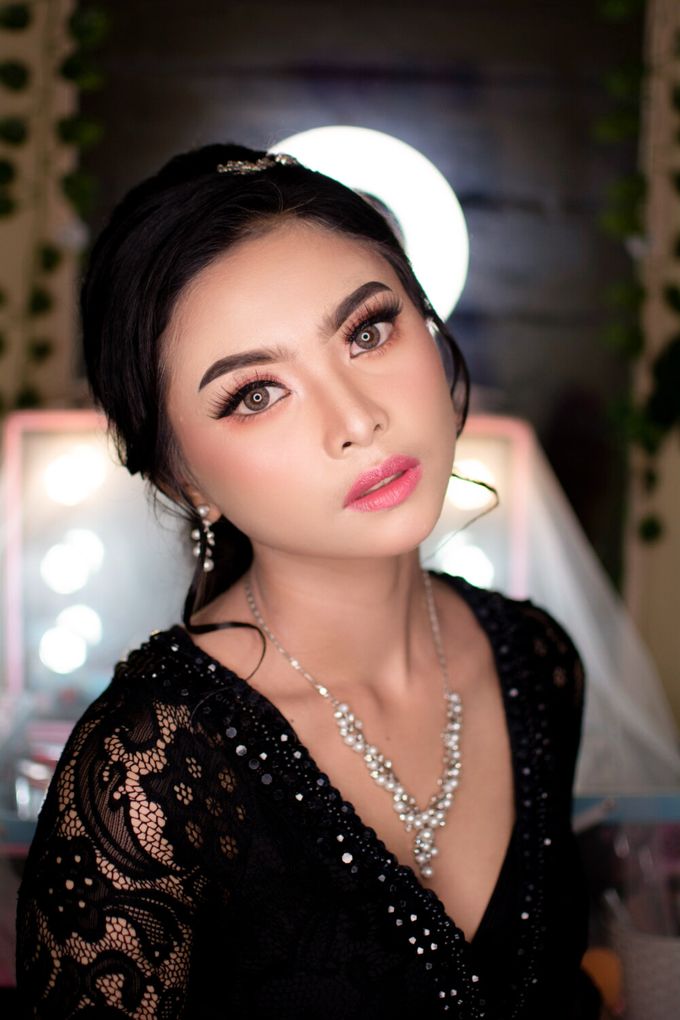 Makeup Prewedding by Ellvany Makeup - 001 Makeup Prewedding by Ellvany Makeup - 001