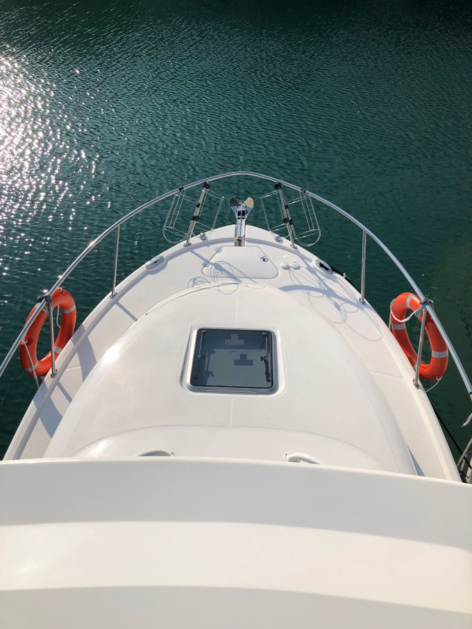 Yacht Facilities by Pioneer Ocean Blue Yacht - 007 Yacht Facilities by Pioneer Ocean Blue Yacht - 007