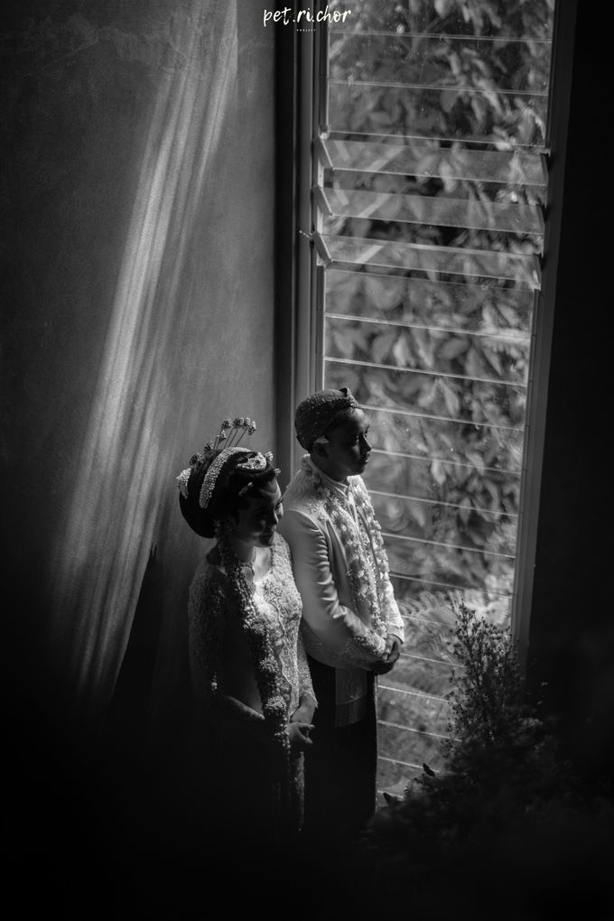 Intimate At-home Wedding by Petrichor Project (Petridays) - 046 Intimate At-home Wedding by Petrichor Project (Petridays) - 046