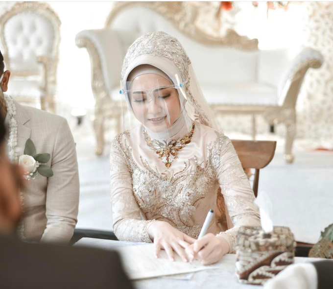 Erika & Billy by Putri Nugreni Bridal & Couture - 003 Erika & Billy by Putri Nugreni Bridal & Couture - 003