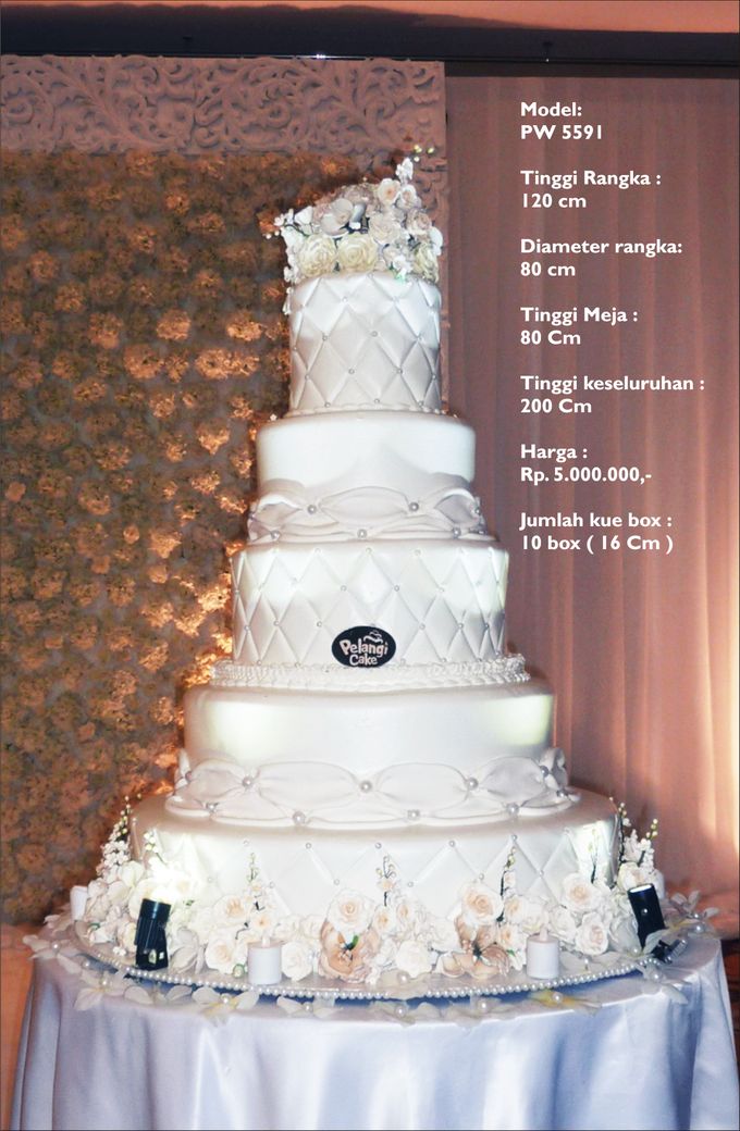 Wedding cake 5 Tiers by Pelangi Cake - 032