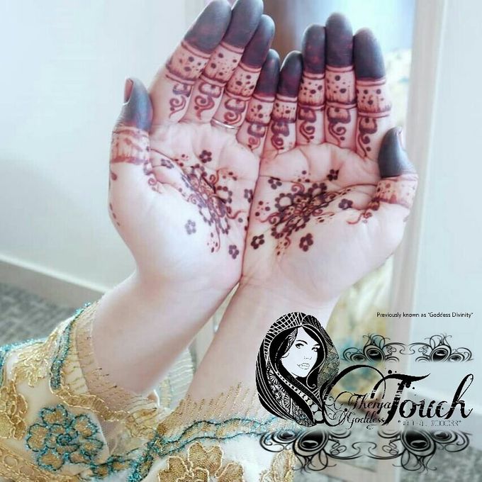 Henna Artwork Designing by Theiya Goddess Touch - 006 Henna Artwork Designing by Theiya Goddess Touch - 006