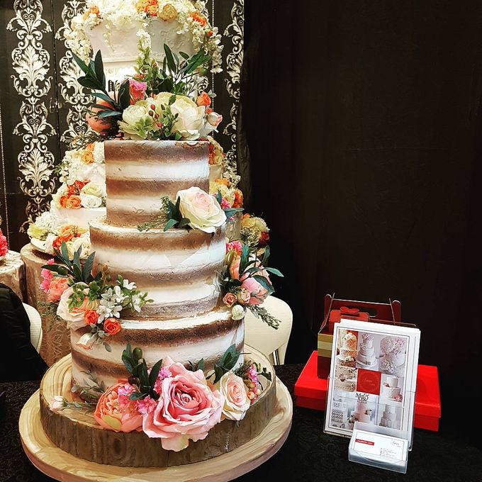 Naked Cake by Amor Cake - 004 Naked Cake by Amor Cake - 004