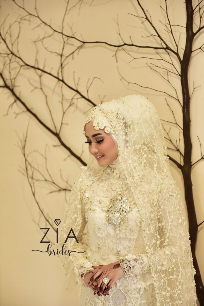 Ika & Iqbal Wedding by Zia Brides Make Up Artist & Kebaya - 002