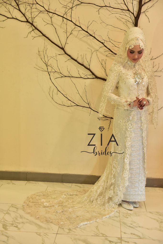 Ika & Iqbal Wedding by Zia Brides Make Up Artist & Kebaya - 003