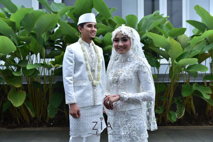 Ika & Iqbal Wedding by Zia Brides Make Up Artist & Kebaya - 005 Ika & Iqbal Wedding by Zia Brides Make Up Artist & Kebaya - 005
