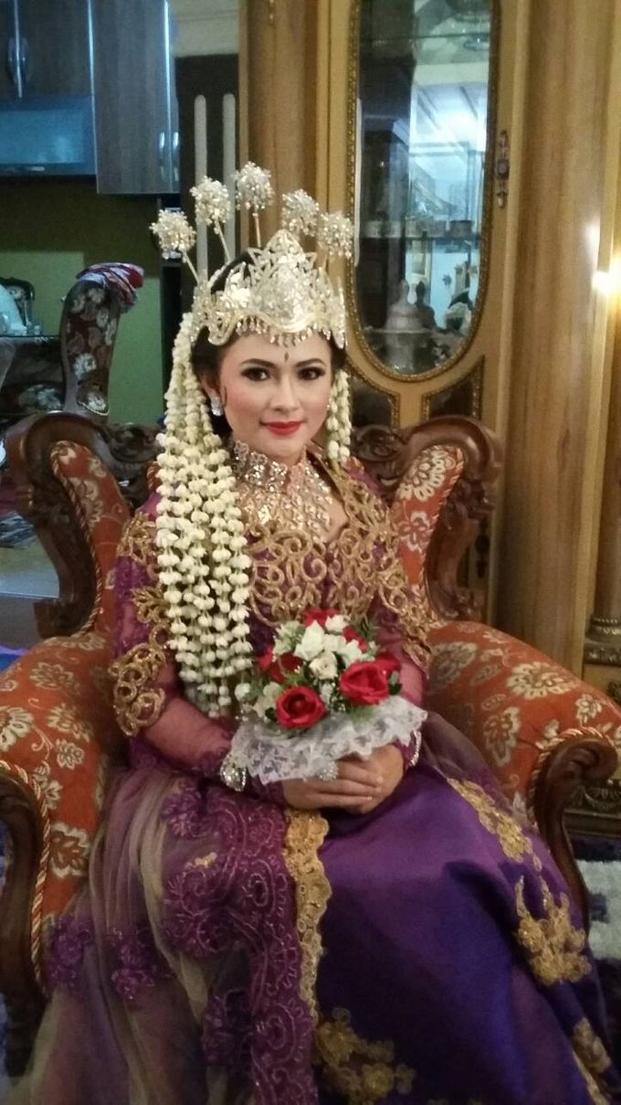 A Dream Come True Wedding by Sanggar Rias Pengantin Shanti Chaidir - 006 A Dream Come True Wedding by Sanggar Rias Pengantin Shanti Chaidir - 006