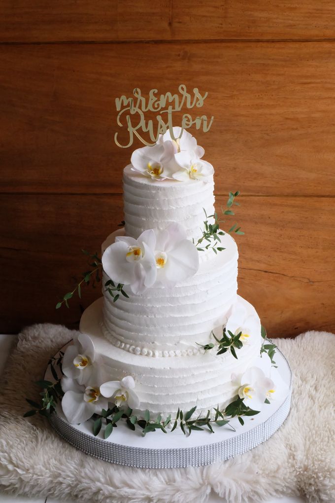 The Wedding of William & Grace by KAIA Cakes & Co. - 001 The Wedding of William & Grace by KAIA Cakes & Co. - 001
