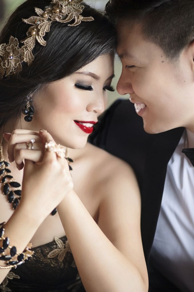Pre-wedding of Victor & Weni by WindaCahyadi - 012