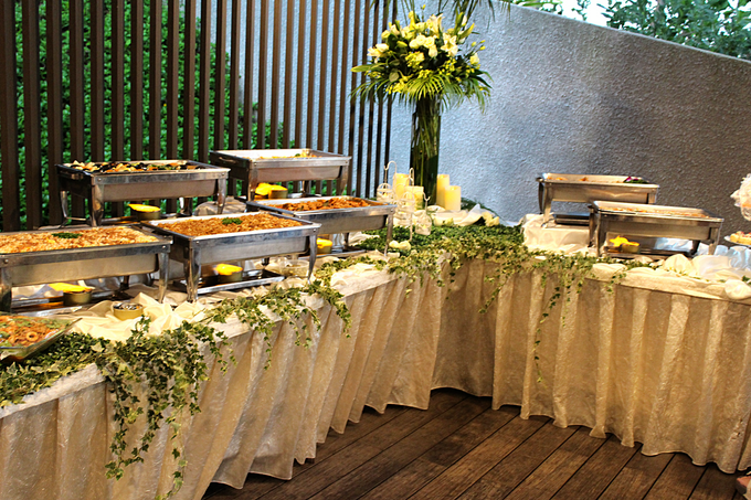 Tropical Rainforest Reception by Manna Pot Catering - 001