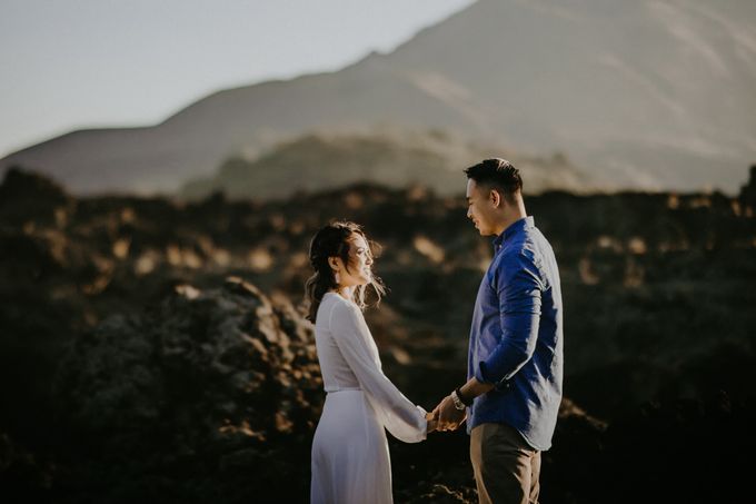 Jennifer and Andrew Sunrise Session in Bali by PadiPhotography - 039 Jennifer and Andrew Sunrise Session in Bali by PadiPhotography - 039