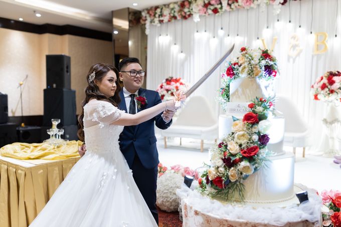 Wedding of Vincent & Bella @Orchardz Hotel Pangeran Jayakarta by Orchardz Hotel Jayakarta - 047 Wedding of Vincent & Bella @Orchardz Hotel Pangeran Jayakarta by Orchardz Hotel Jayakarta - 047