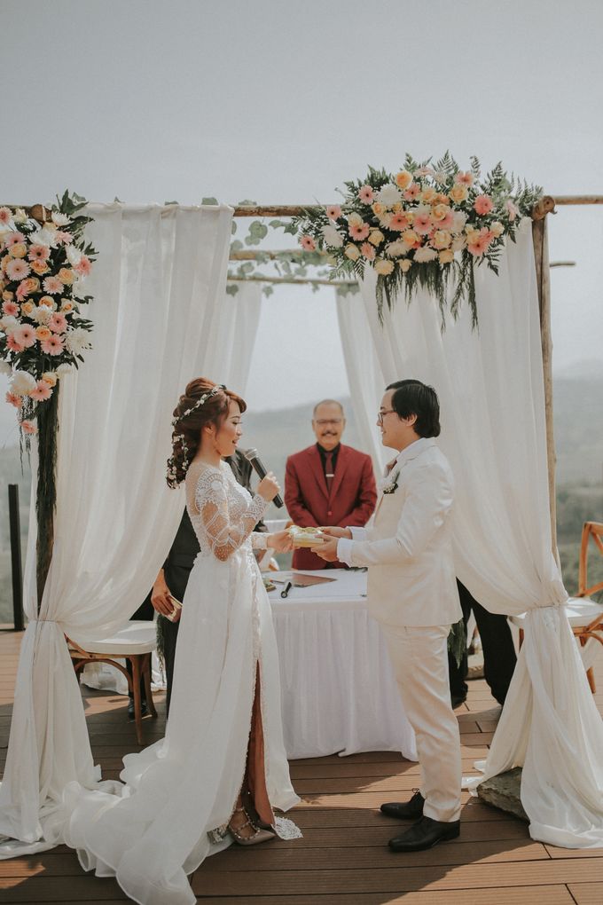 Rossy & Steven by Royal Tulip Gunung Geulis Resort & Golf - 015 Rossy & Steven by Royal Tulip Gunung Geulis Resort & Golf - 015