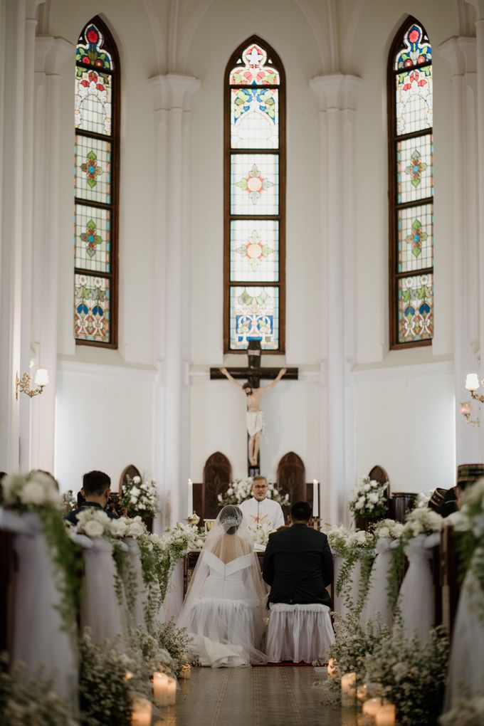 Regina & Andreas Wedding at Regina Pacis Bogor by AKSA Creative - 021