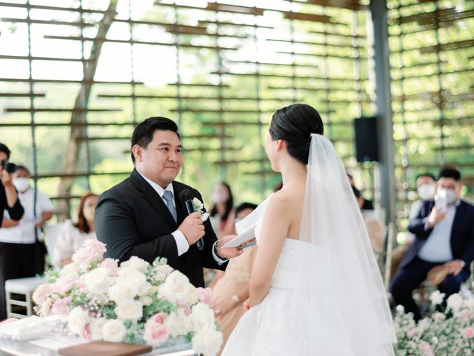 The Wedding of Czaesar & Henny by Varawedding - 005 The Wedding of Czaesar & Henny by Varawedding - 005