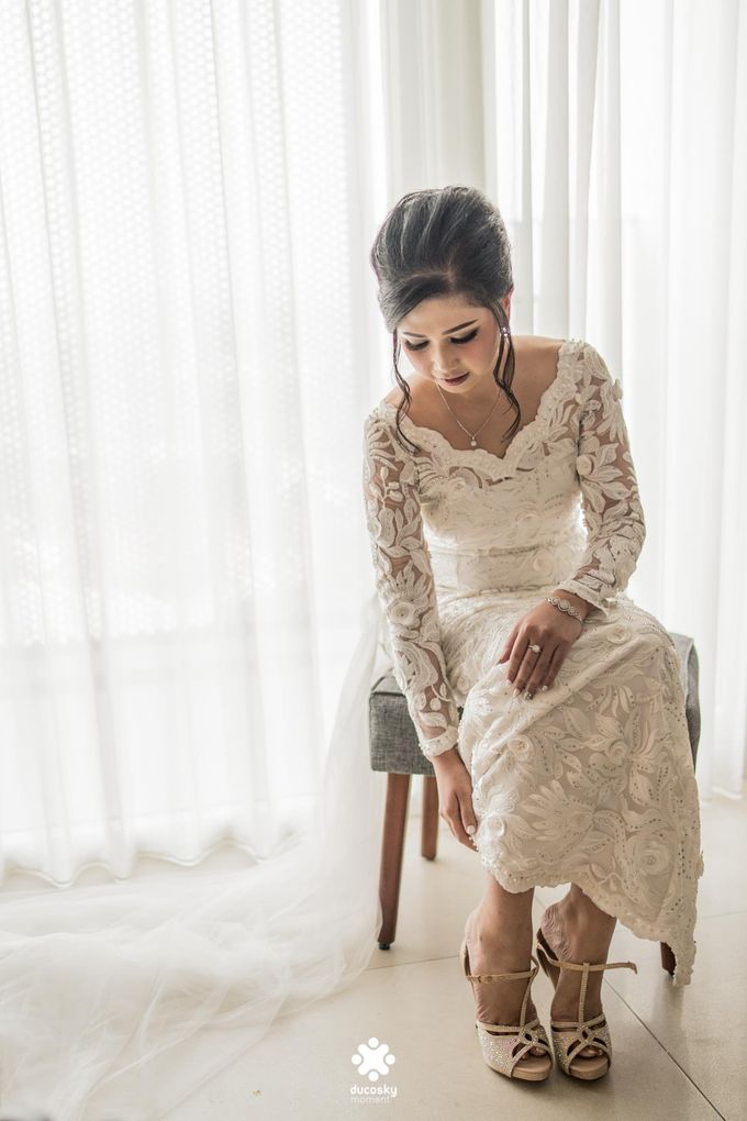 Rendy Evelyn Wedding | Bride's Morning Preparation by DESPRO Organizer - 021