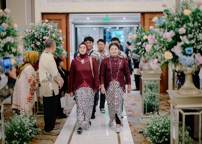 The Wedding of Fairuz & Cahiyono by Sky Wedding Entertainment Enterprise & Organizer - 014 The Wedding of Fairuz & Cahiyono by Sky Wedding Entertainment Enterprise & Organizer - 014