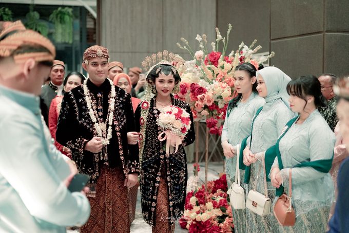 The Wedding of Rifki & Lita by Sky Wedding Entertainment Enterprise & Organizer - 002 The Wedding of Rifki & Lita by Sky Wedding Entertainment Enterprise & Organizer - 002