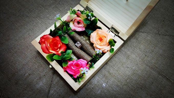 Custom Wooden Ring Box by SG Craft - 025 Custom Wooden Ring Box by SG Craft - 025