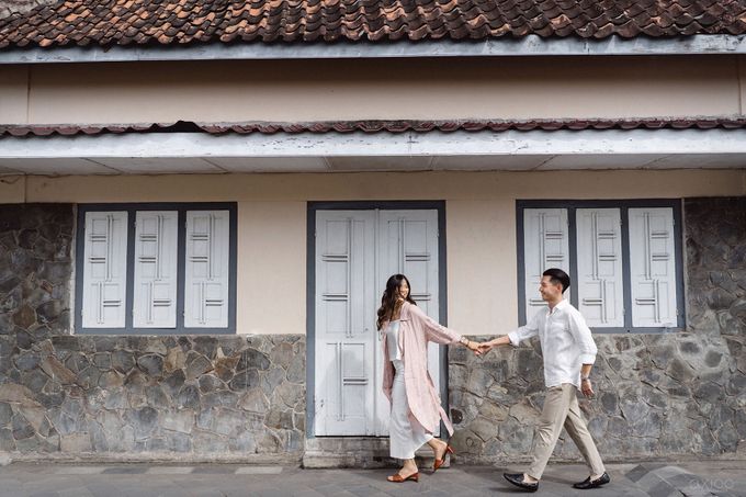 A Standard of Grace - The Prewedding of Rheinaldy & Caroline by Axioo - 023 A Standard of Grace - The Prewedding of Rheinaldy & Caroline by Axioo - 023