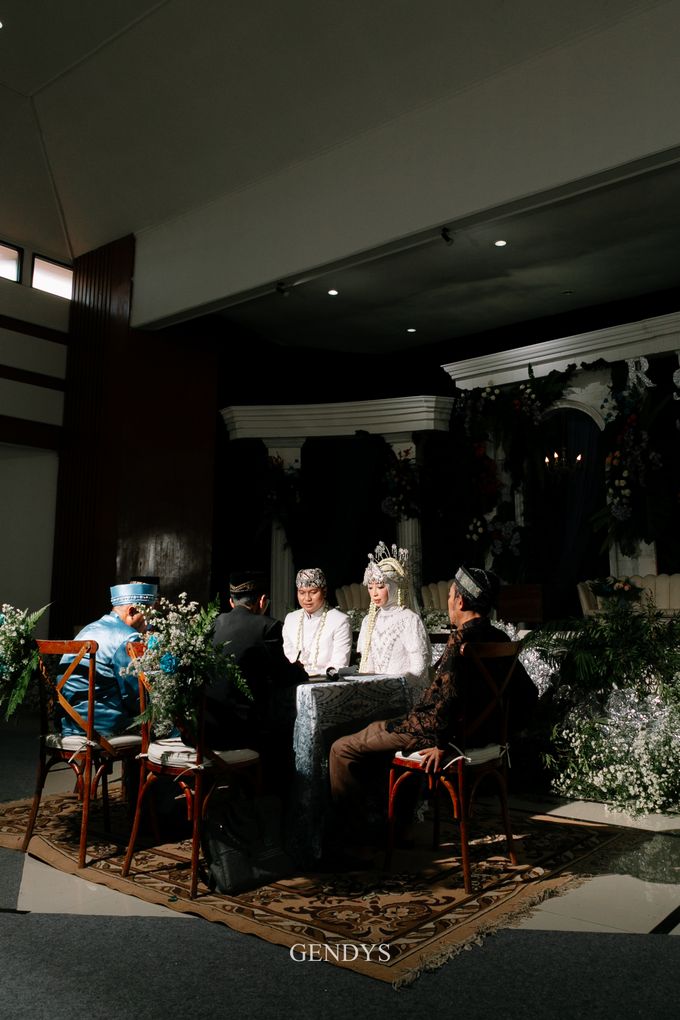 The Wedding of Ria & Sufyan by Miyaz Decoration - 007
