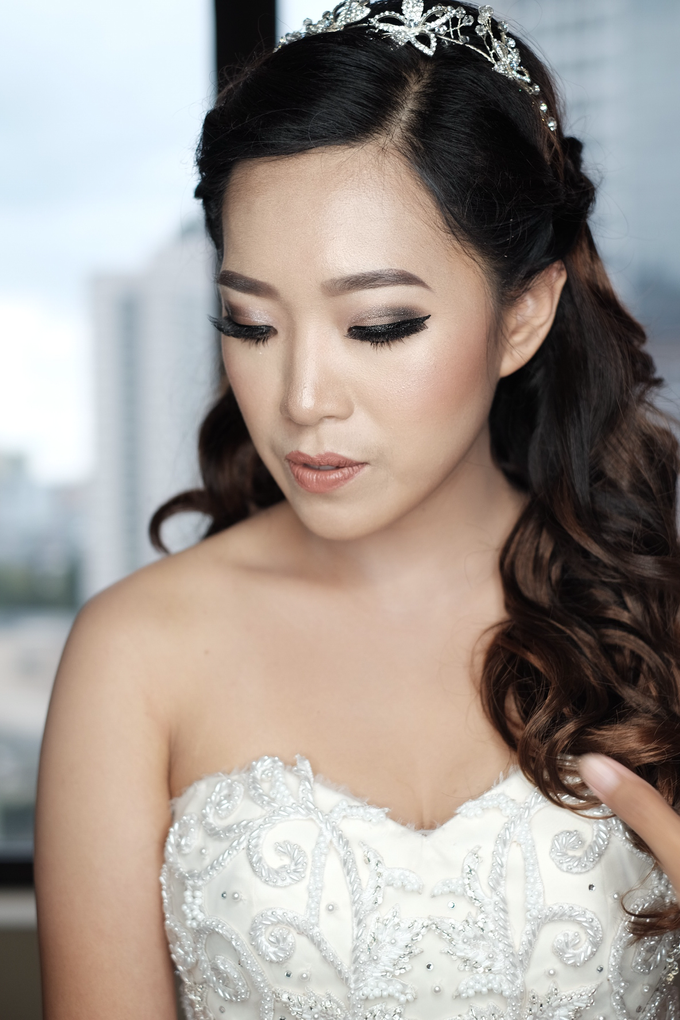 Wedding Makeup for Mrs. Yenny by Mandarin Oriental, Jakarta - 003