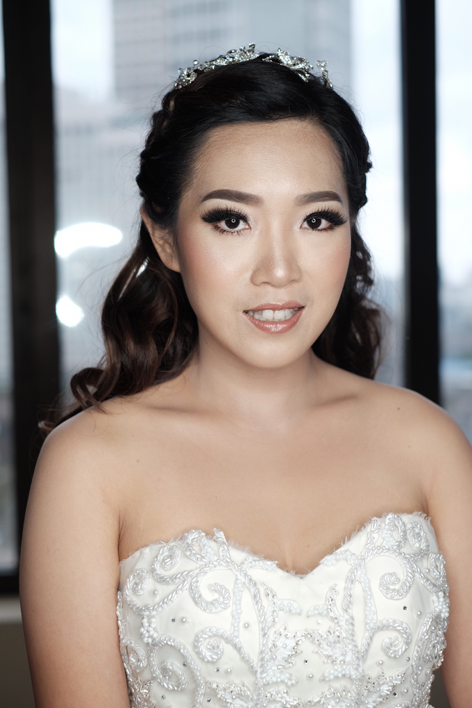 Wedding Makeup for Mrs. Yenny by Mandarin Oriental, Jakarta - 004