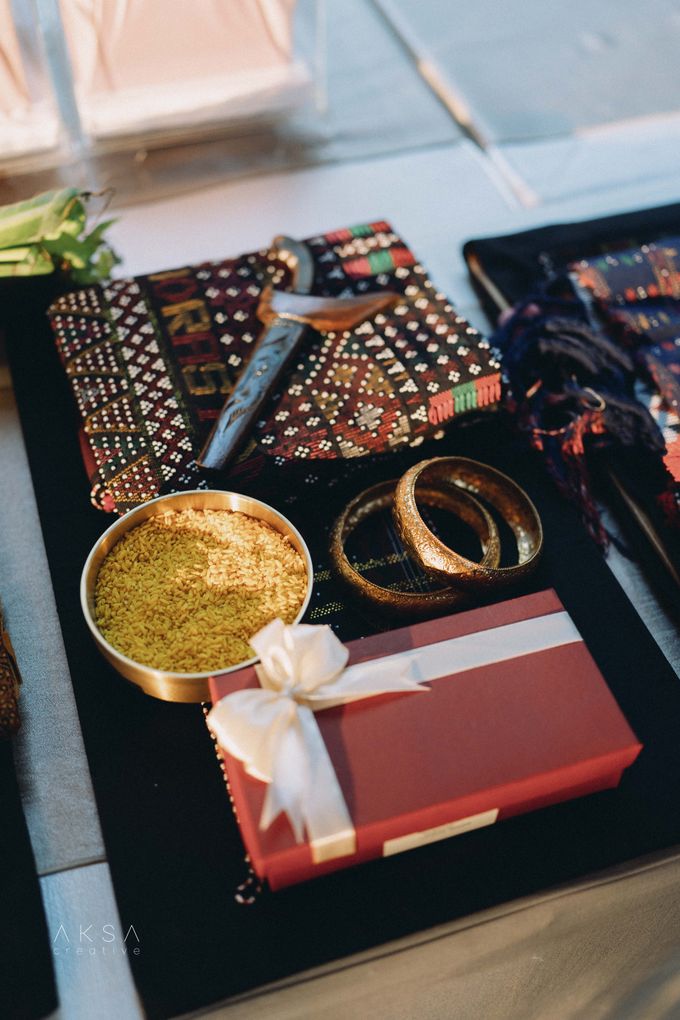 Rizka & Yudhi Engagement Batak  Mandailing Tradition Part 4 by AKSA Creative - 009