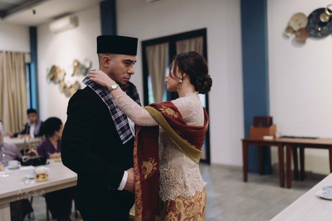 Rizka & Yudhi Engagement Batak  Mandailing Tradition Part 4 by AKSA Creative - 022